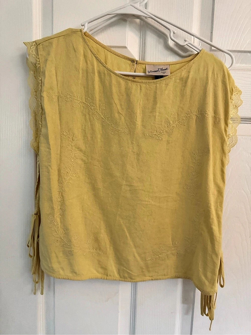 Vintage Threads Floral Lace Trim Blouse in Yellow Size Medium NWT